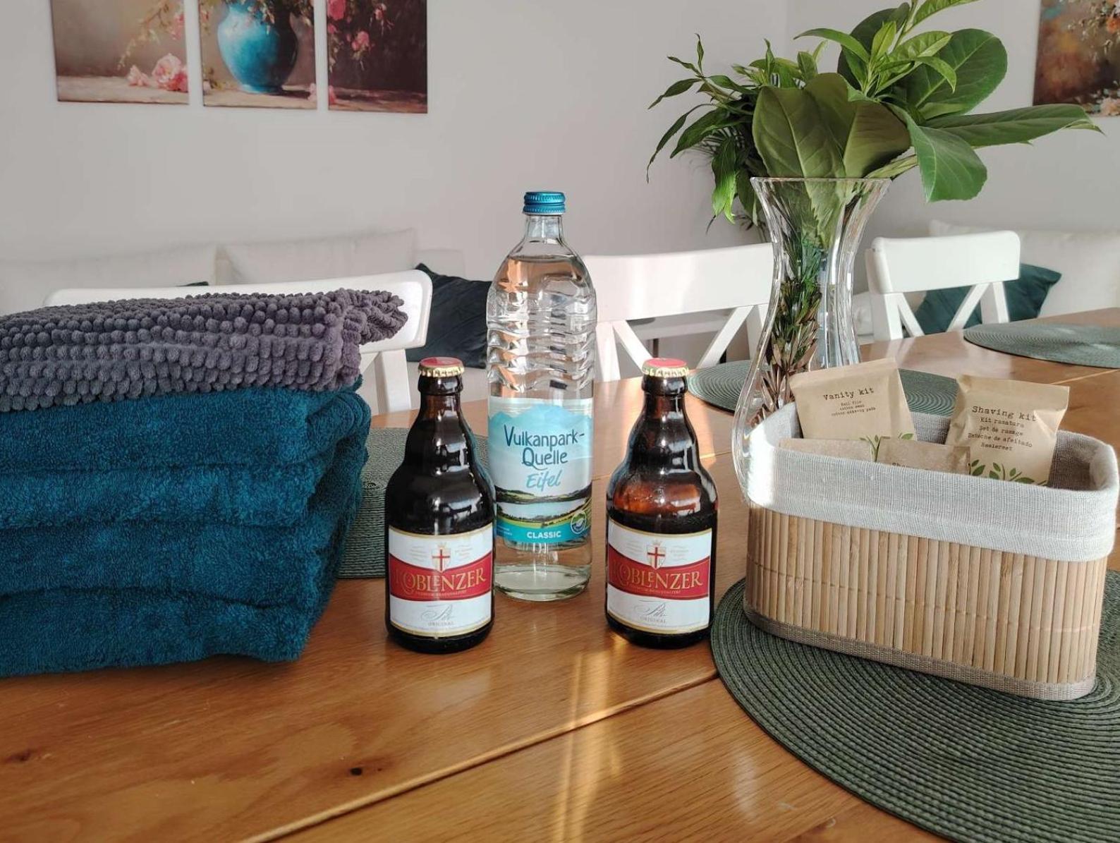 Koblenzliebe Rhein Ferienwohnung 3-Zimmer Garten Parking 코블렌츠 외부 사진
